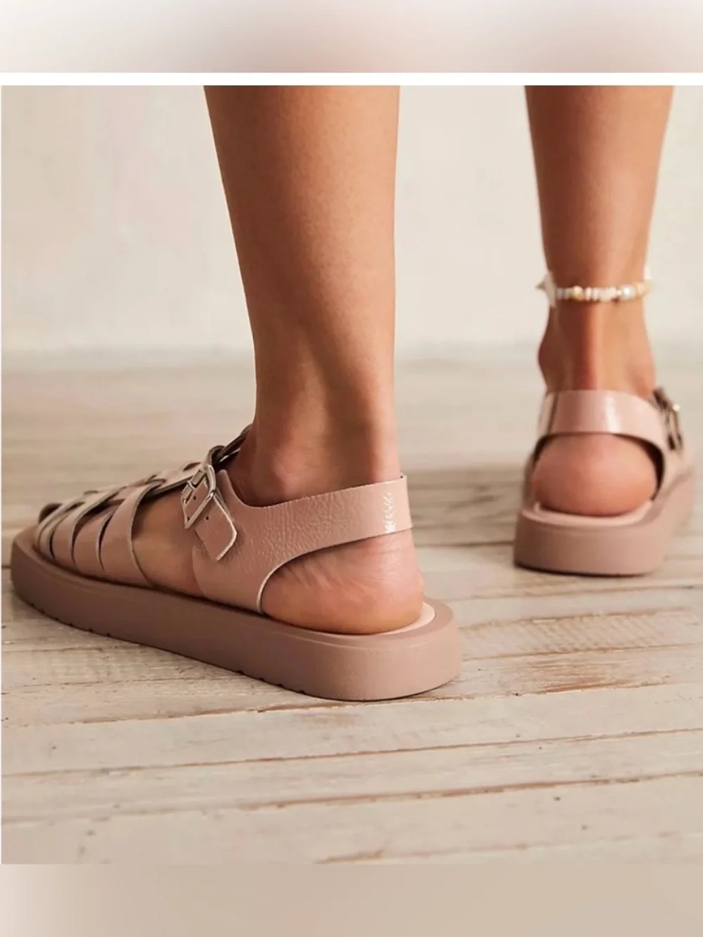 Free People Fisherman Beige Patent Leather Sandals Shoes Women’s Size 37, Italy